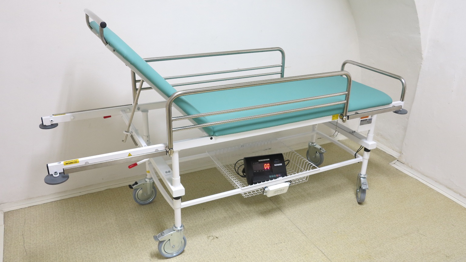 Nemocniční lůžko s váhou do 200kg - technologické